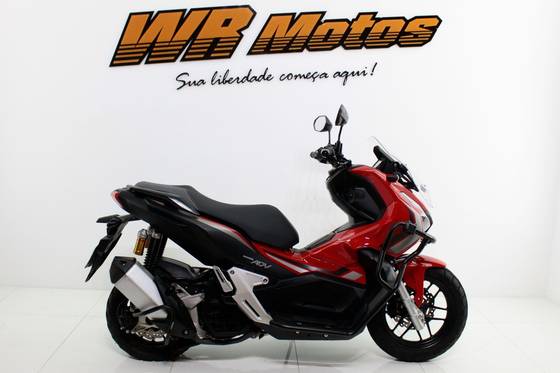 HONDA ADV 